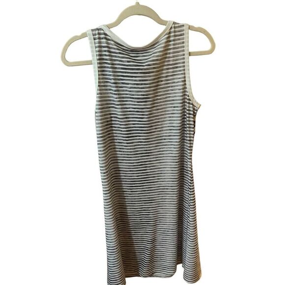 Contrasting Stripes and Leopard Dress with Scoop neck Size Small - Picture 2 of 2